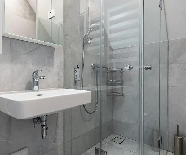 Sakalo Kopa 帕兰加